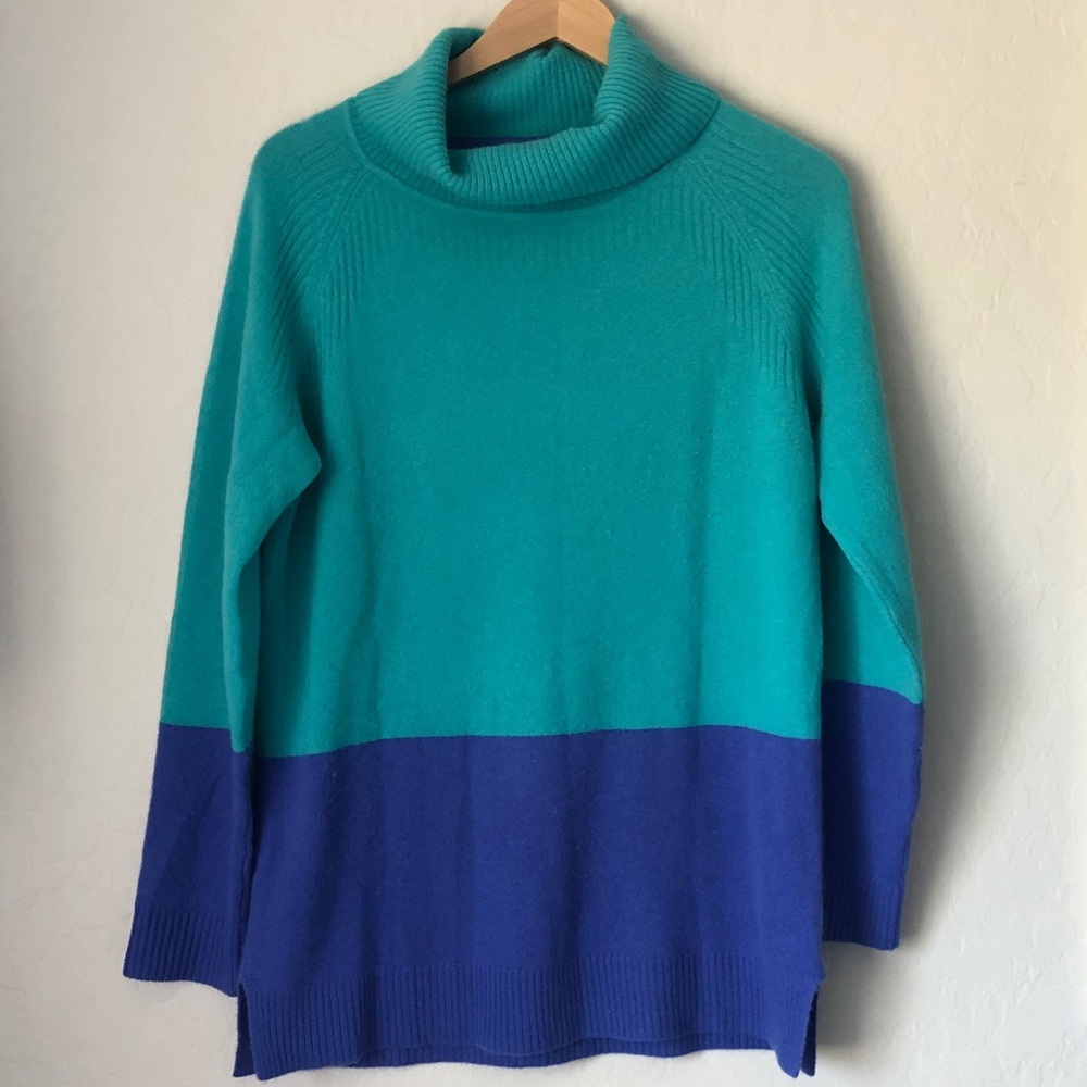 Maternity cashmere sweater